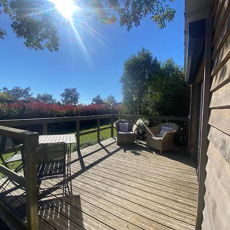 Olisios, Priate In Beautiful Countryside Location *