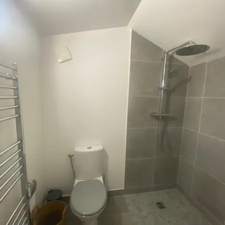 Πανσιόν Olisios, Priate In Beautiful Countryside Location
